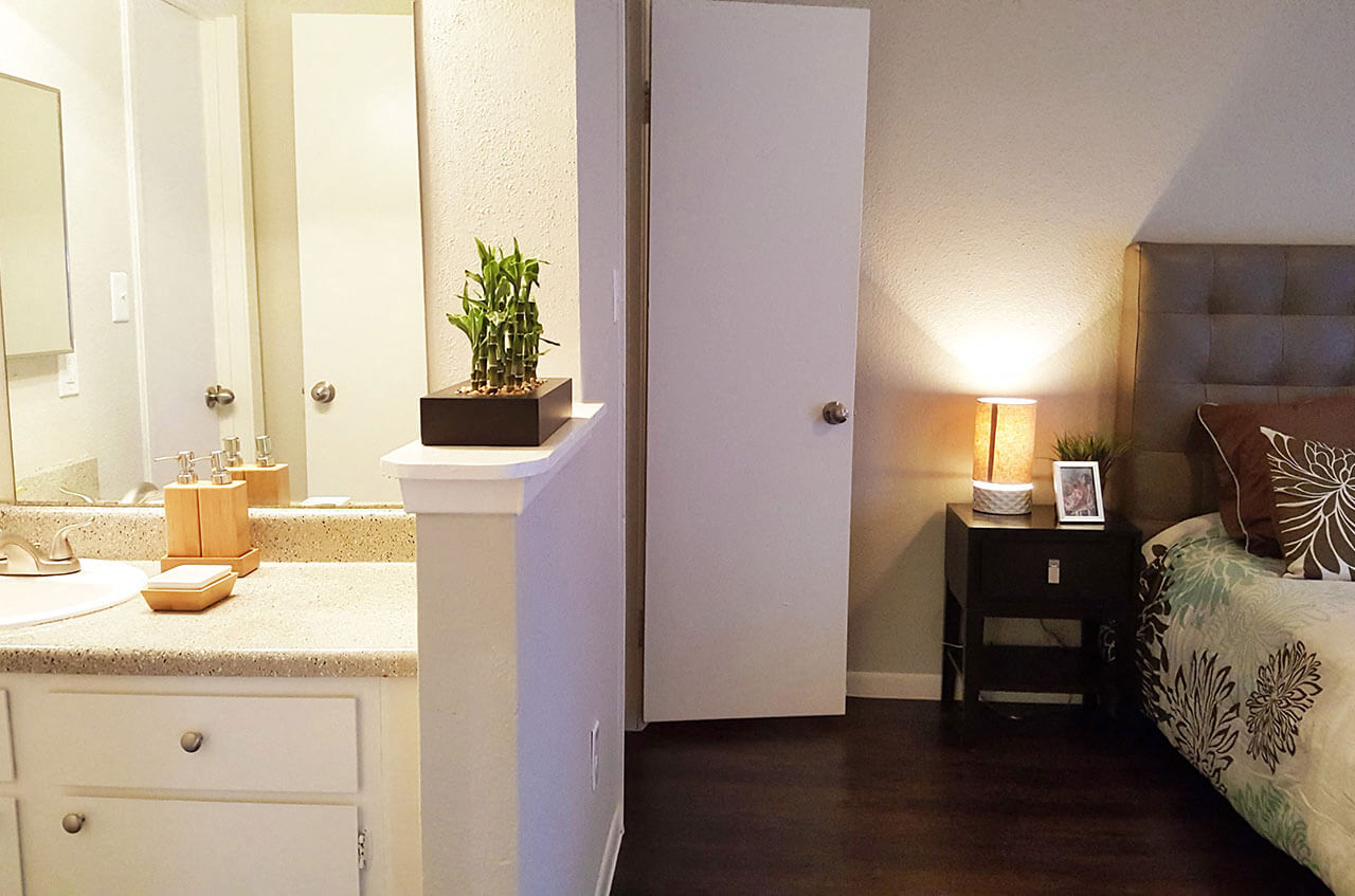 Houston Apartments Under 1100