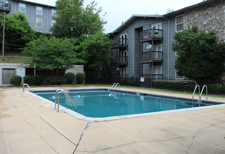 Pointe East Apartments Pointe East Apartments