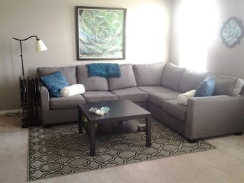 4392 Millburn Ave. 1-2 Beds Apartment for Rent - Photo Gallery 3