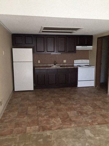 3215 South West 52nd. Ave.#1 1-2 Beds Apartment for Rent - Photo Gallery 5