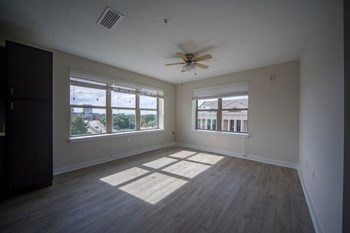 Lofts at LaVilla | Jacksonville, FL | Apartment - Photo Gallery 16