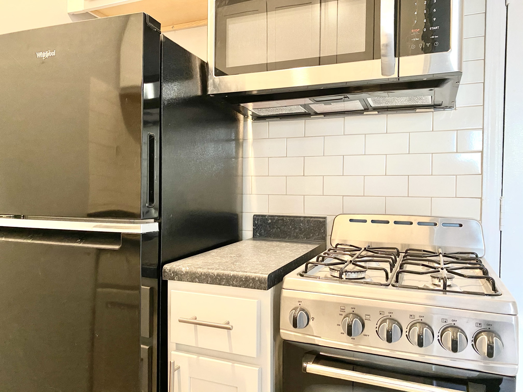 4031 Kenmore UG Kitchen Studio