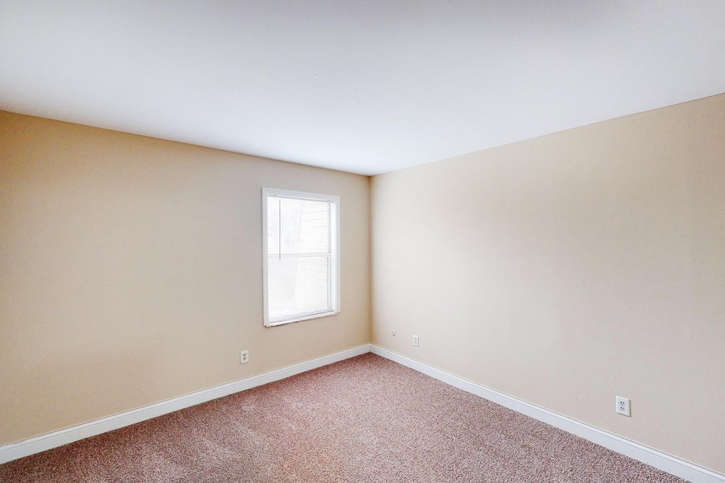 Plush Carpeting at The Wynds, Kettering, OH