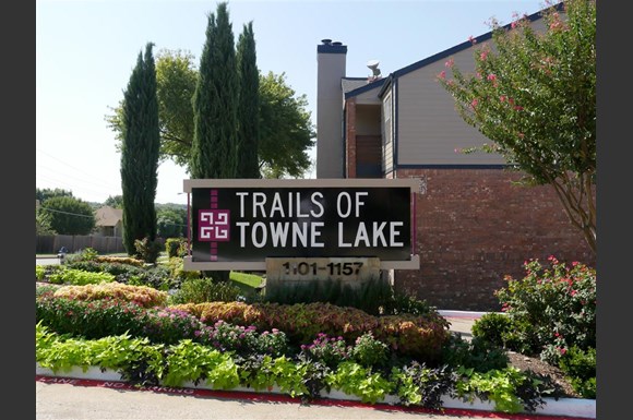 Trails Of Towne Lake Apartments In Irving Texas Trails Of Towne Lake Apartments In Irving Texas