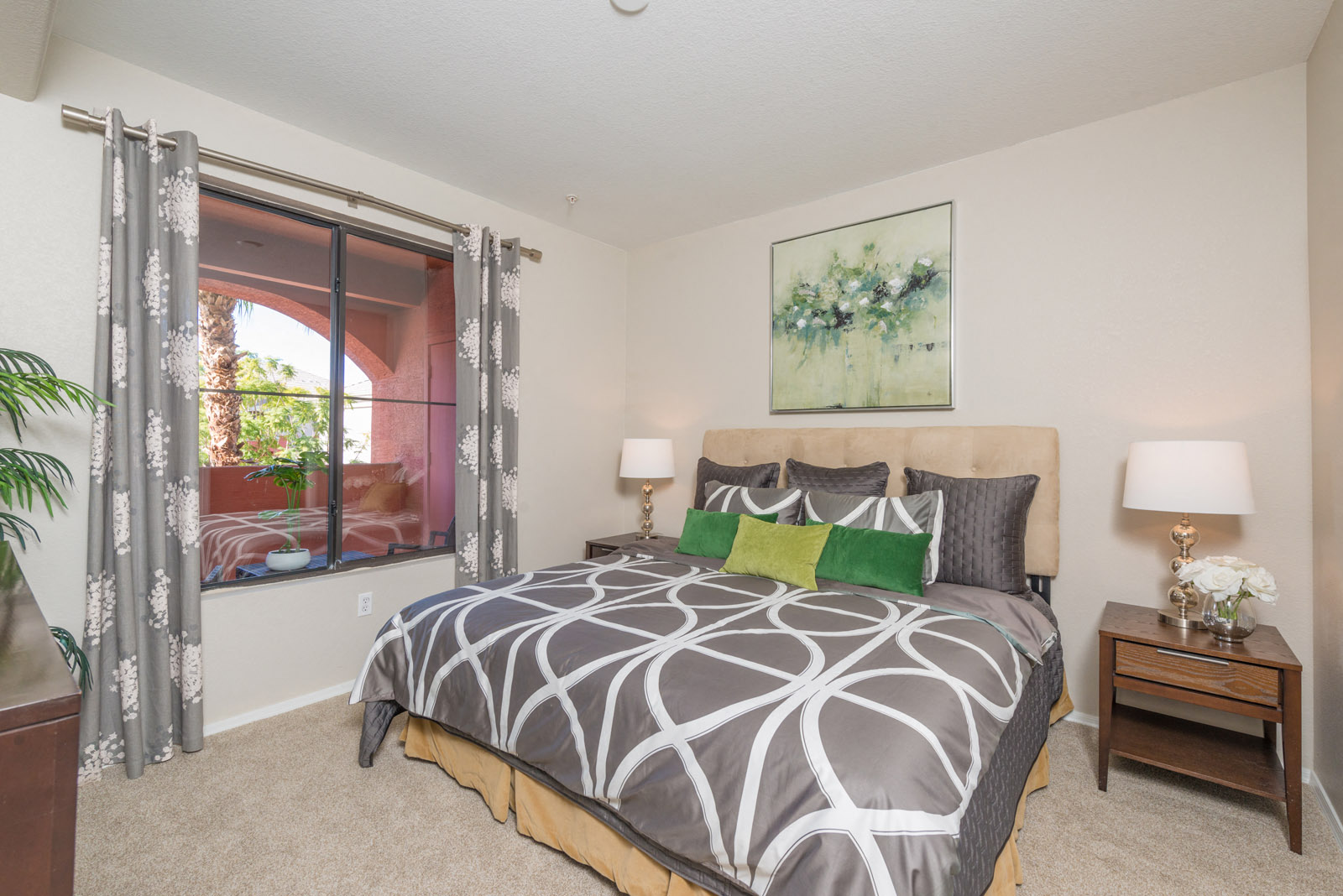 Photos and Video of Alanza Place in Phoenix, AZ