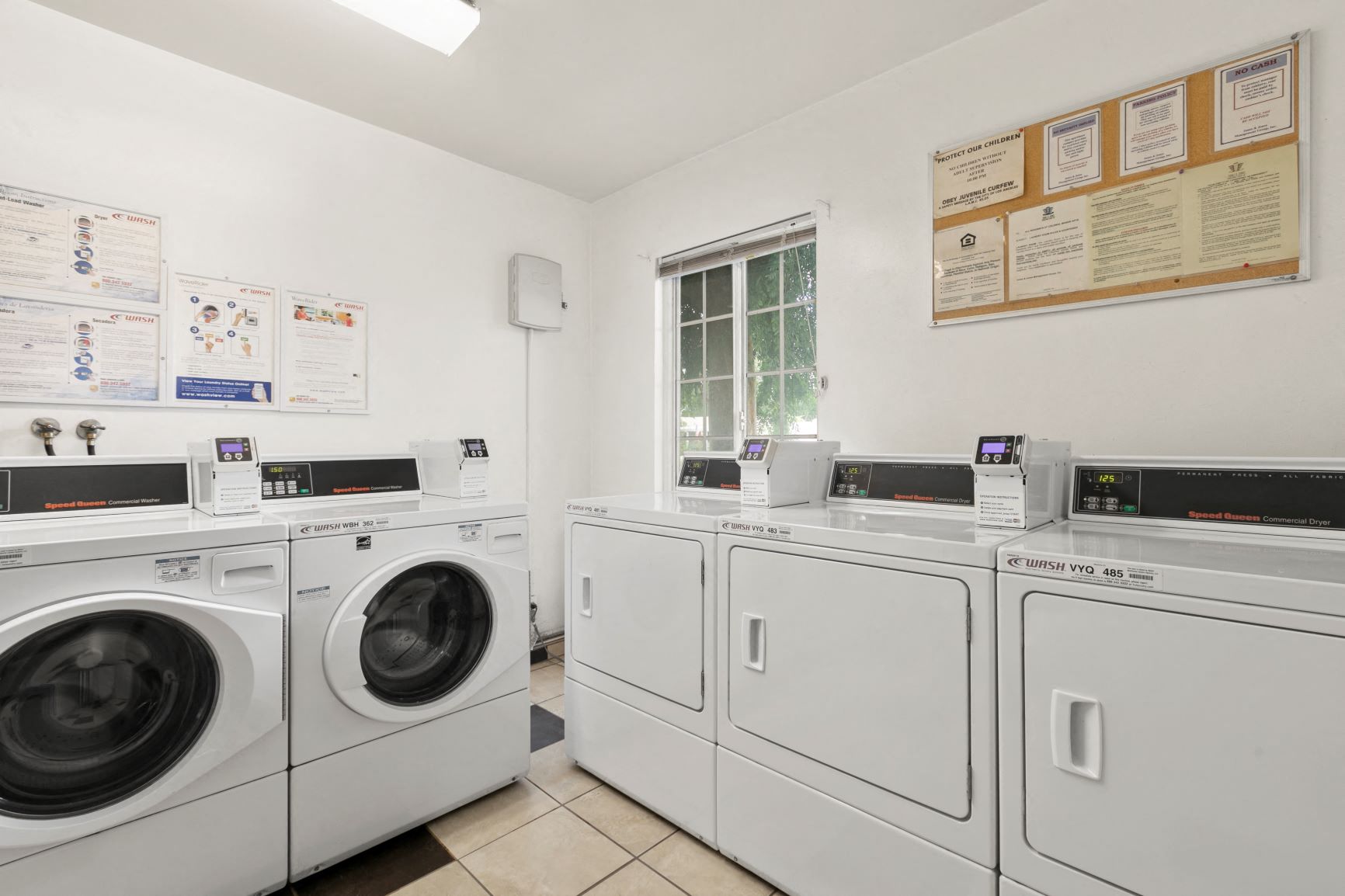 Van Nuys Apartments Colonial Manor Photo Gallery