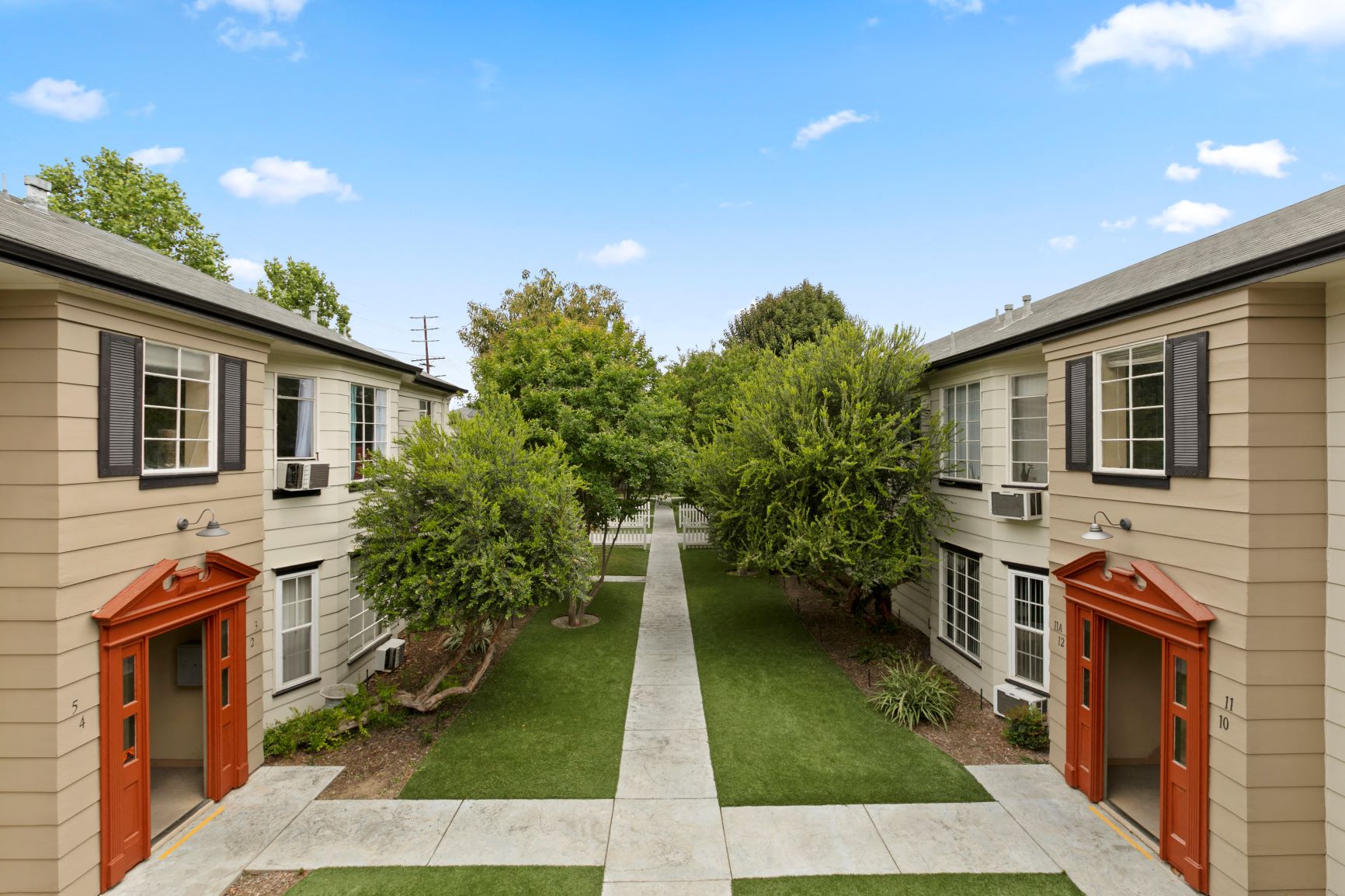 Van Nuys Apartments Colonial Manor Photo Gallery