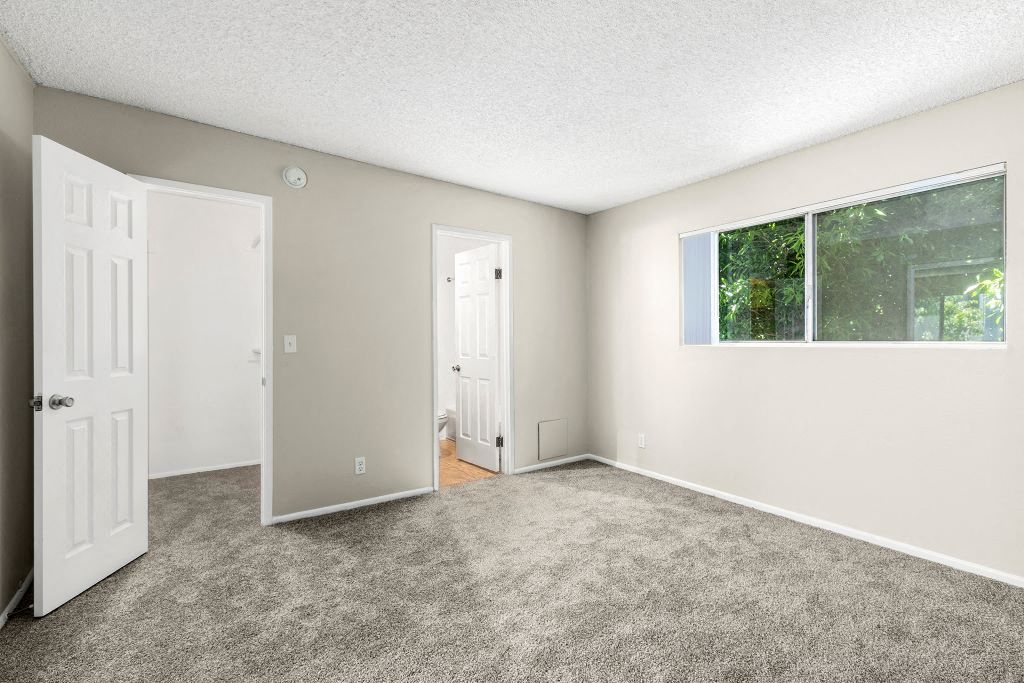 Apartments for rent in West Hills CA bedroom