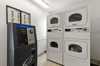 Canoga Park Apartments Dryer - Photo Gallery 20