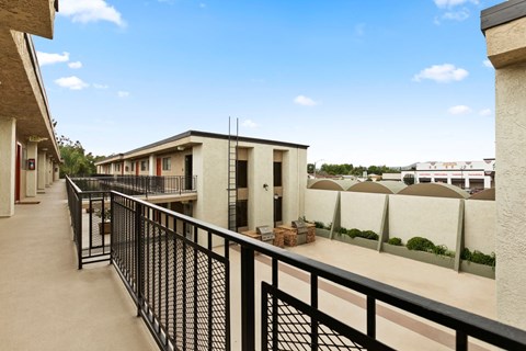 Topanga Terrace Apartments