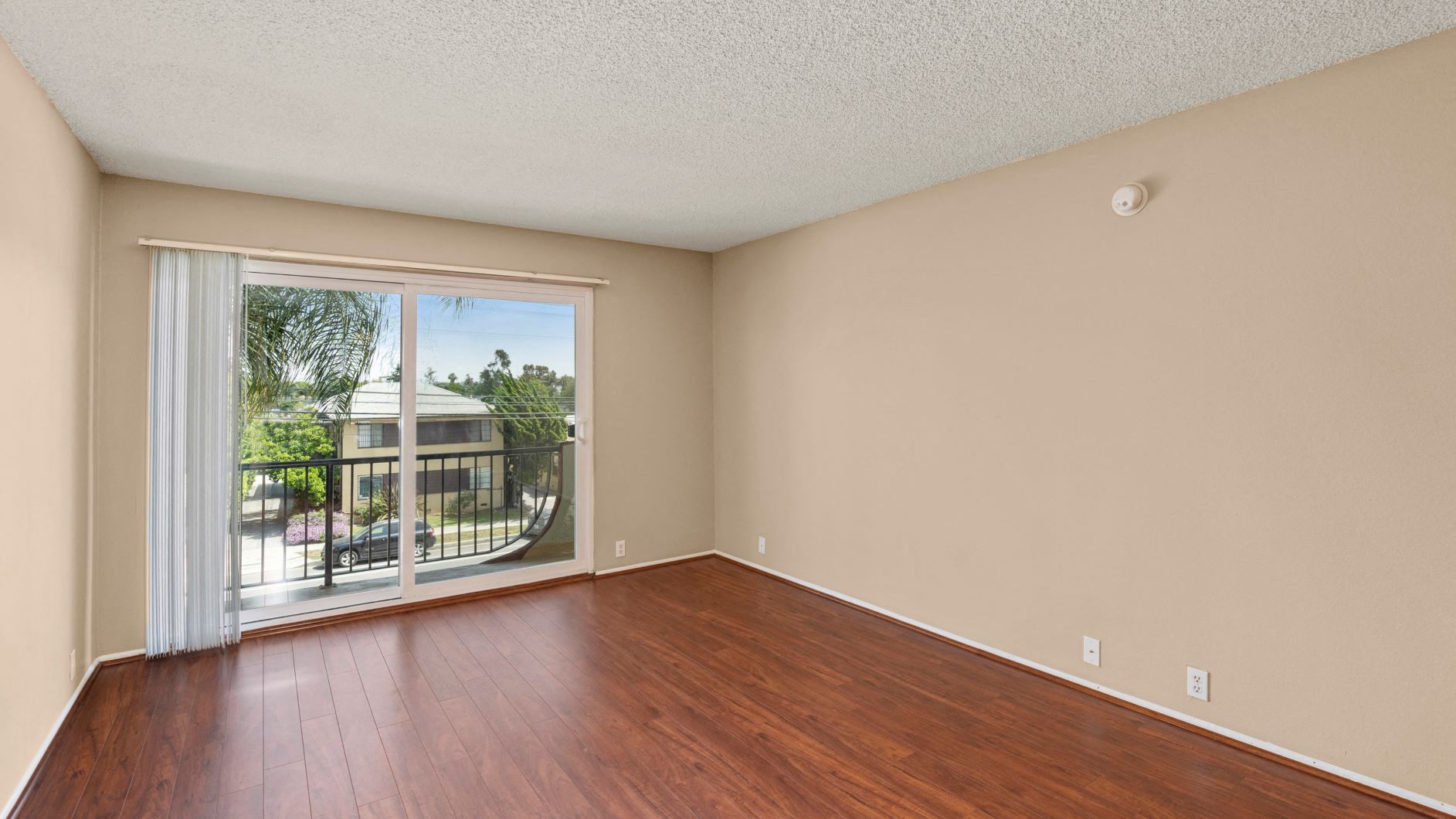 Apartments in Marina del Rey Balcony