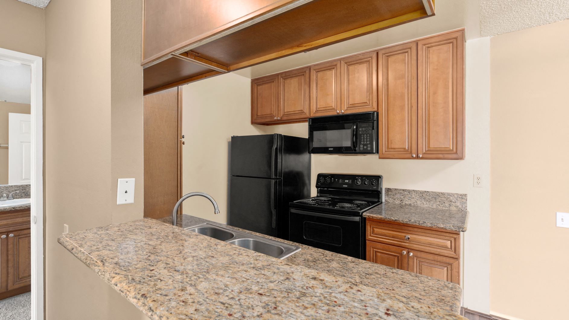 Apartments in Marina del Rey Kitchen