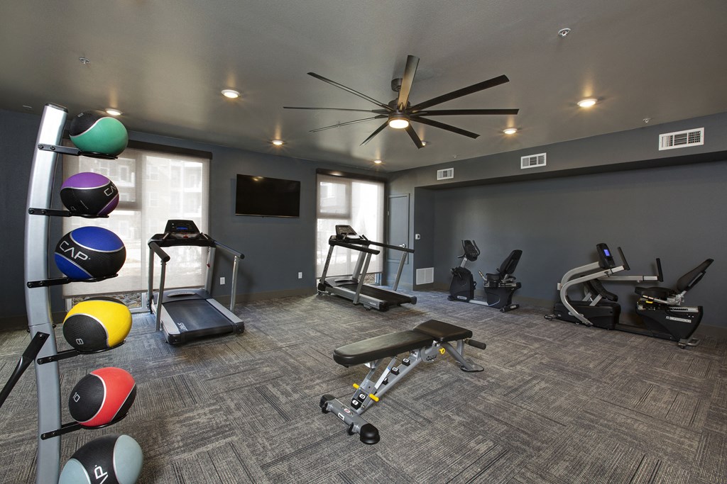 Gym l Reno, NV 89521 l Vintage at the Crossing Senior Apt Rentals
