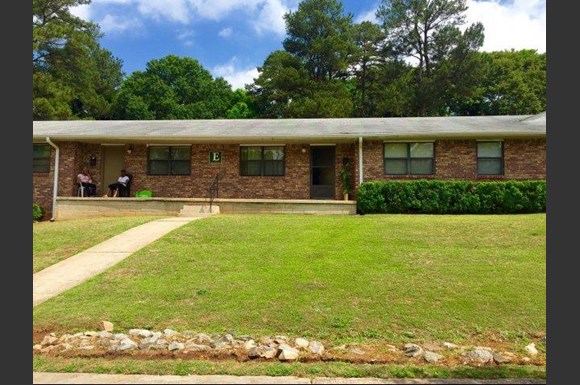 Candler East Apartments, 2425 Candler Rd, Decatur, GA - RENTCafé