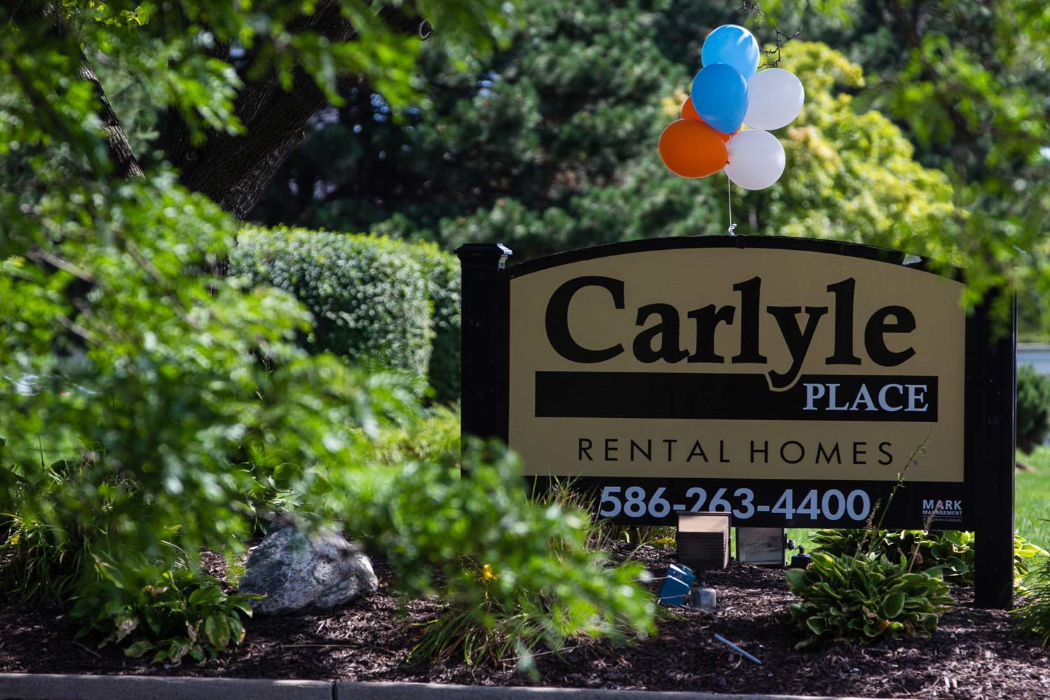 Carlyle Place Apartments Apartments in Clinton Township, MI