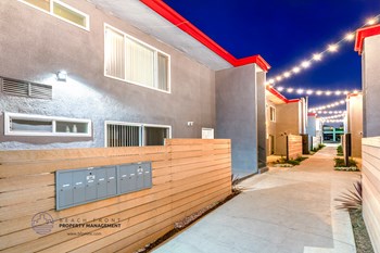 946-950 Beach St. 2-3 Beds Apartment for Rent - Photo Gallery 4
