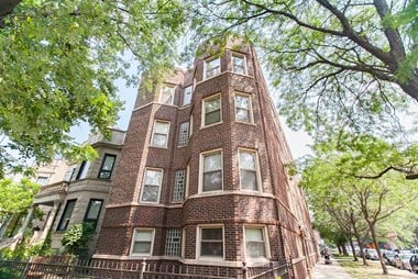 1210-16 W. Waveland 2 Beds Apartment for Rent