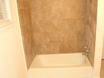 2254 N. Southport 1 Bed Apartment for Rent - Photo Gallery 7