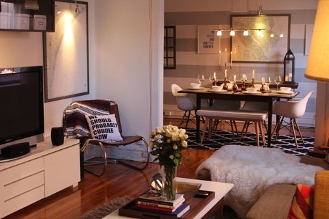 2876-2900 N. Clark