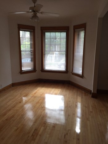 3637-39 N. Paulina 1-3 Beds Apartment for Rent - Photo Gallery 10
