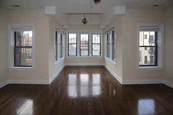 3709-11 N. Wilton 2-3 Beds Apartment for Rent - Photo Gallery 5