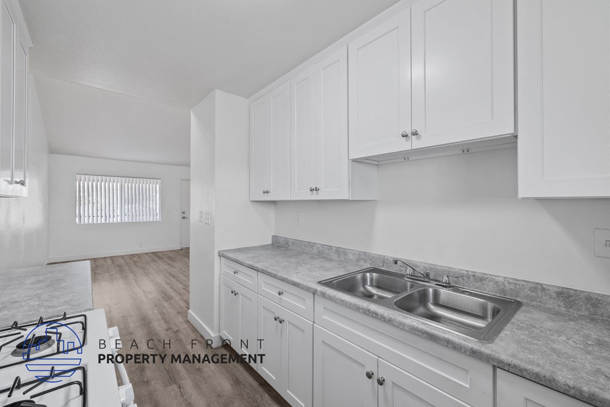 1375 Temple Ave. Rentals - Long Beach