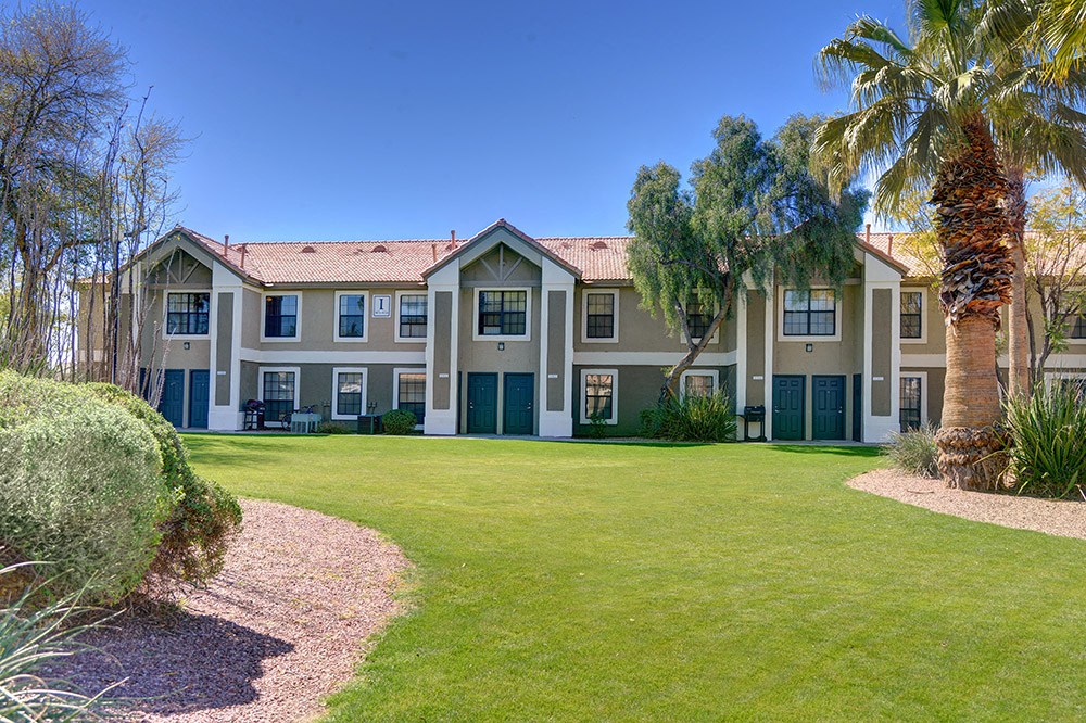 Photos and Video of Cottonwood Crossing Apartments in Casa Grande, AZ