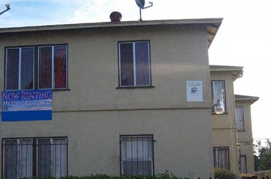 124 N. Sloan Ave. 2 Beds Apartment for Rent