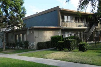 134 E. Wakefield Ave. 1-2 Beds Apartment for Rent