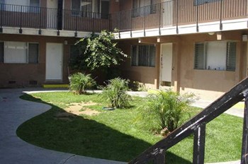 12881 Galway St. 1-2 Beds Apartment for Rent - Photo Gallery 2