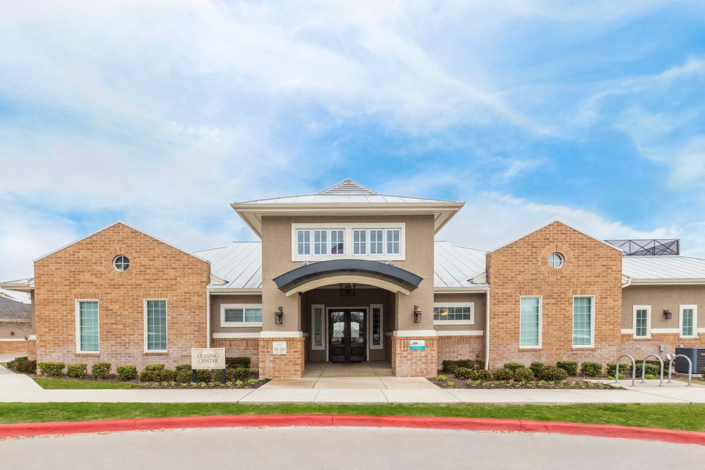 Masters Ranch Apartments, 3435 E. Southcross, San Antonio, TX RentCafe