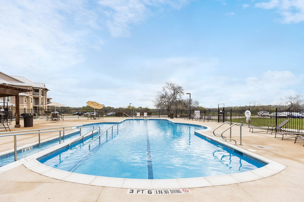 the swimming pool at the resort at governors crossing