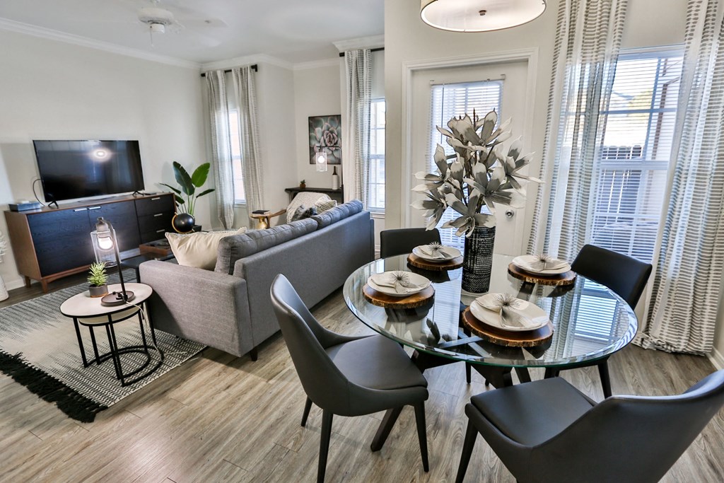 Elegant Dining Space at The Vineyards of Colorado Springs, Colorado, 80920