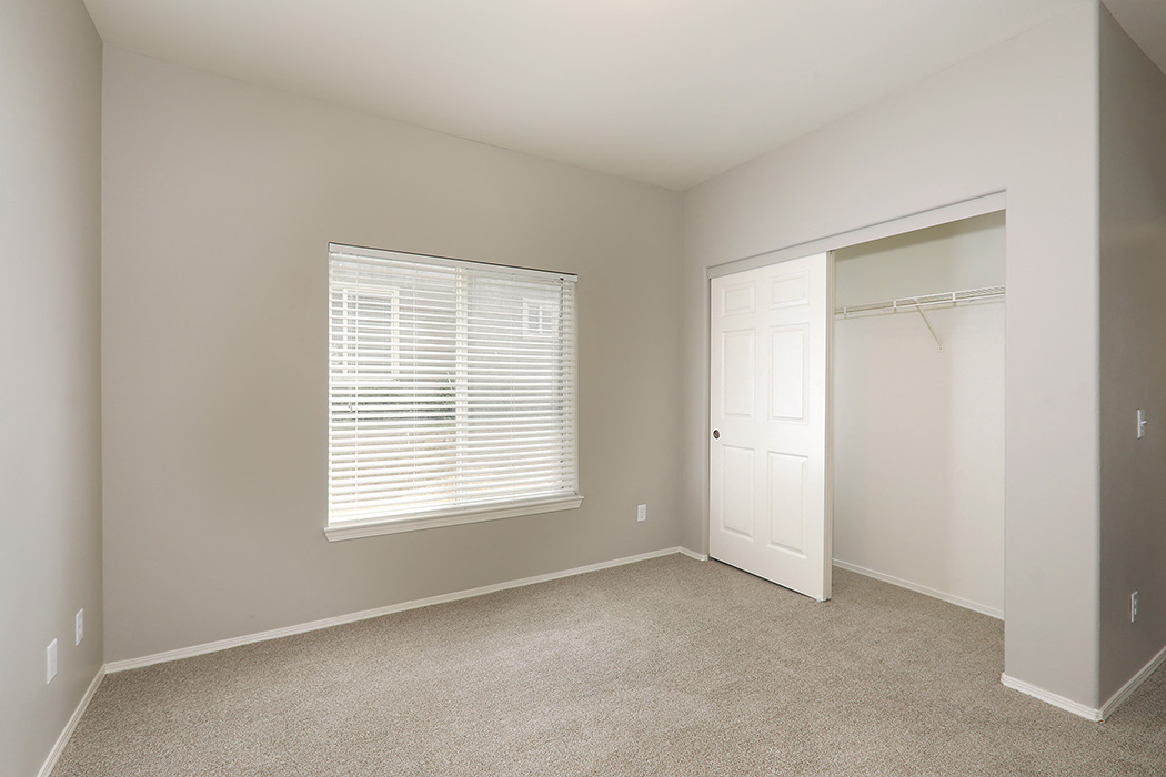 Orem, Utah Canyon View Apartments living room