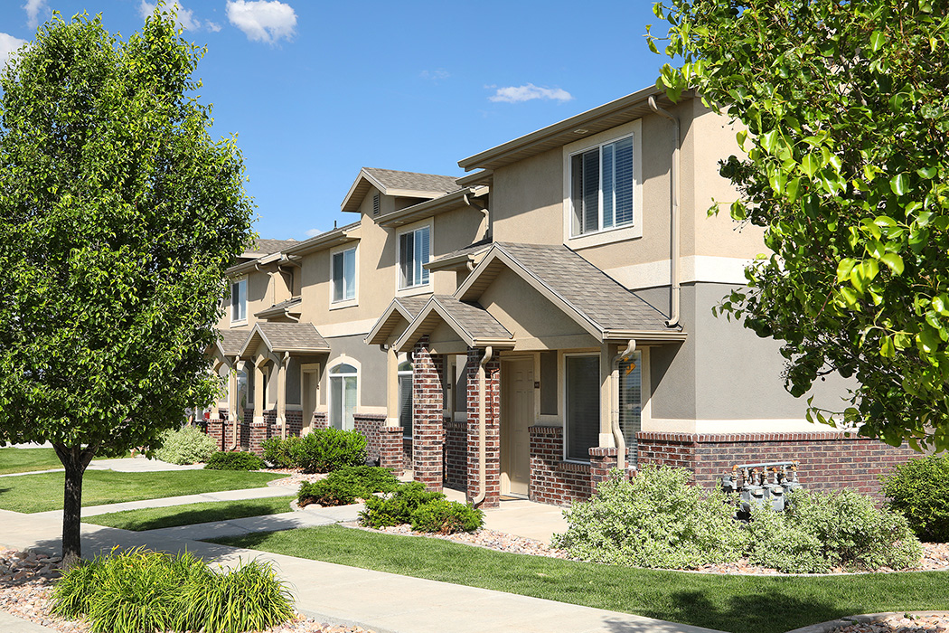 West Jordan, UT Boulder Canyon Apartments exterior