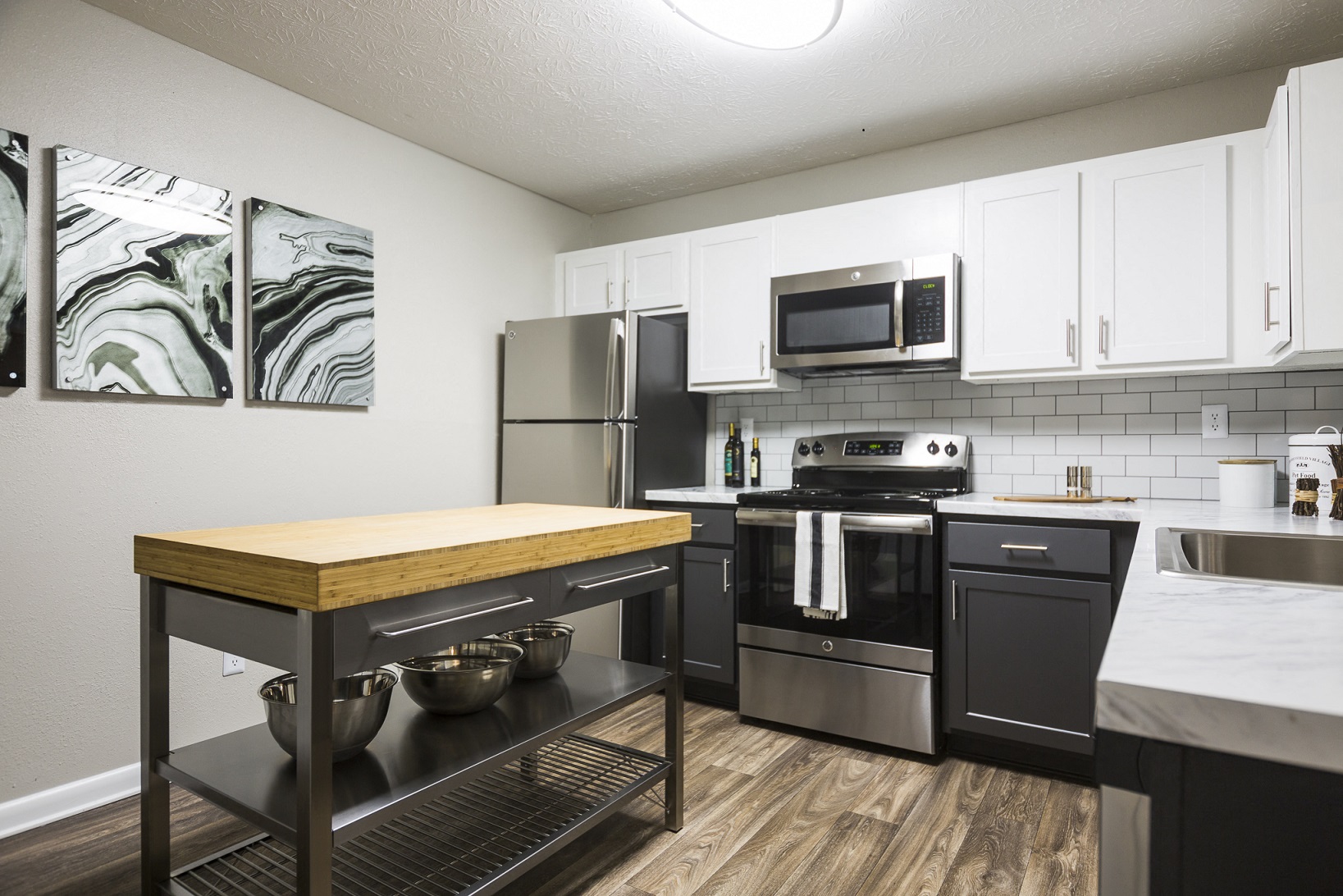 Radius Sandy Springs Apartments In Atlanta Ga