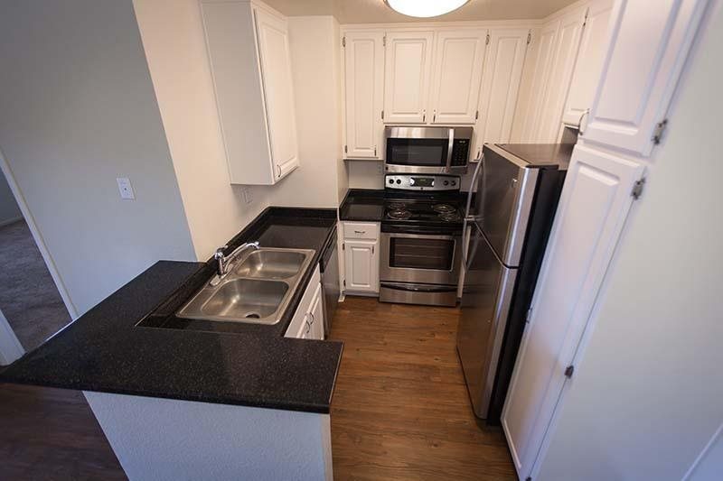 Laurel Grove Apartments