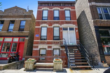 2126 N. Damen Ave. Studio-4 Beds Apartment for Rent Photo Gallery 1