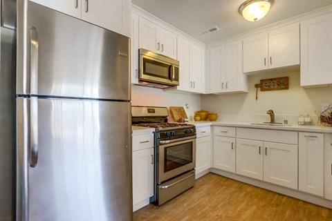Newport Seacrest Apartments Furnished Apartment Kitchen