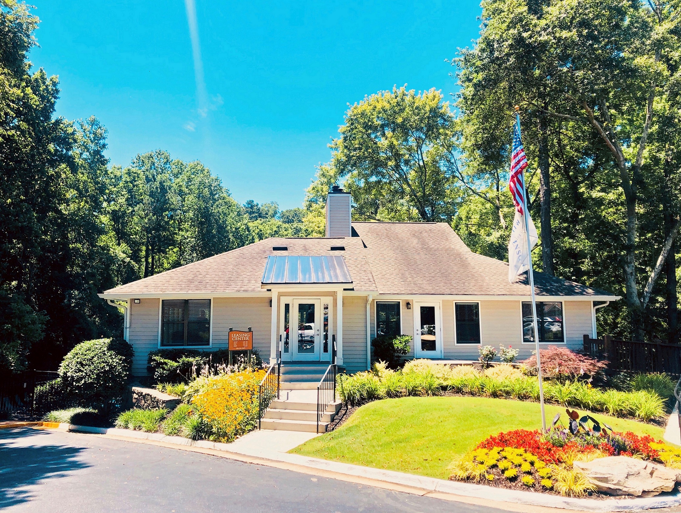 Pet Friendly Apartments In Marietta Ga Falls At Sope Creek