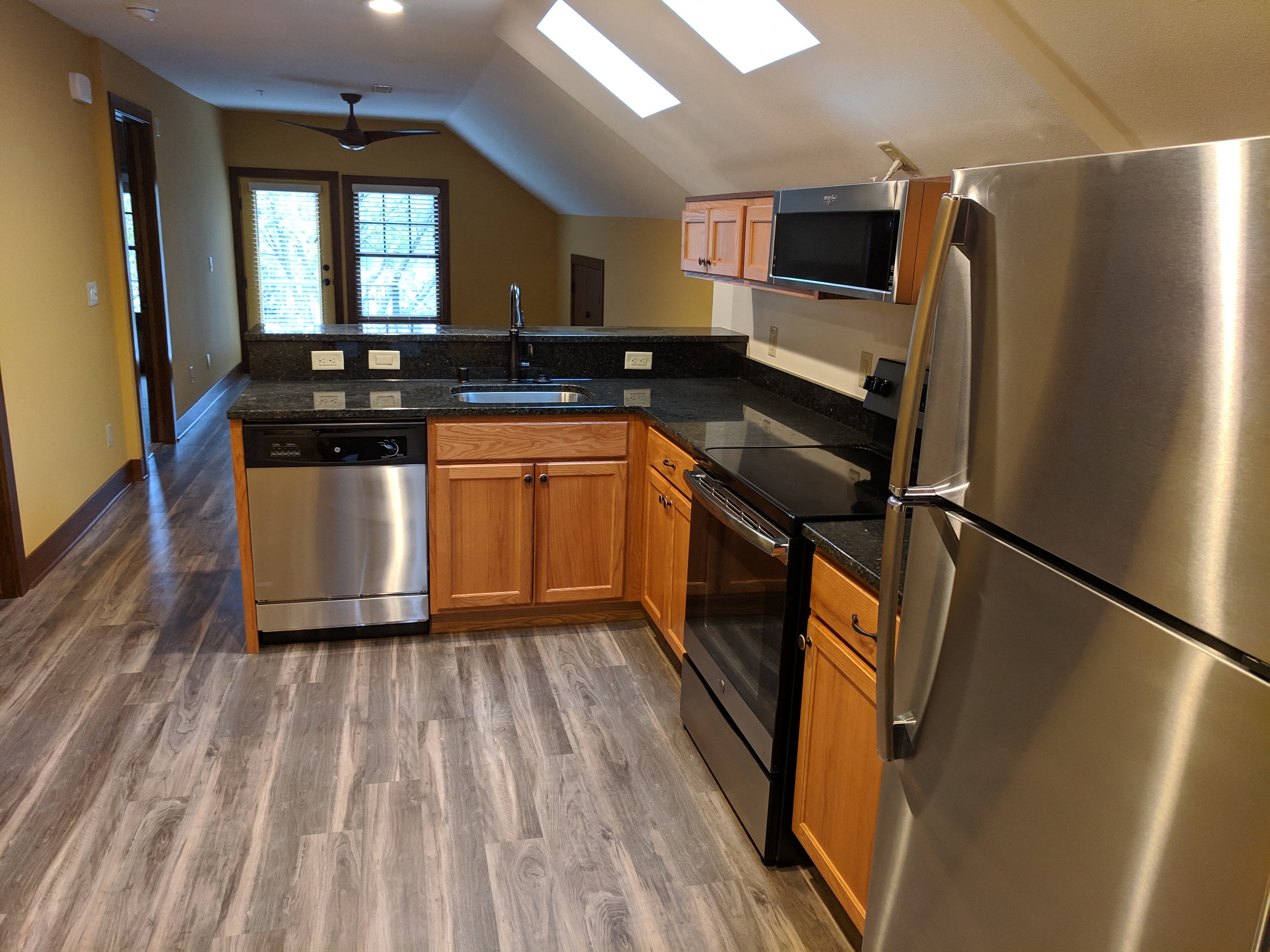 116-118 E. Dayton St. | Apartments in Madison, WI