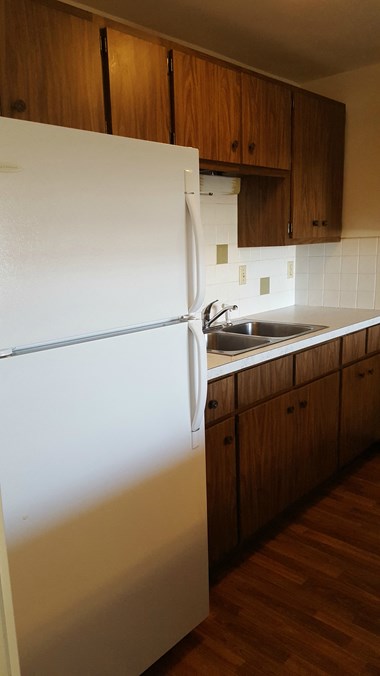 808 Lothe Street 2 Beds Apartment for Rent