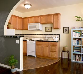 Silver Lake Apartments For Rent Los Angeles Ca Rentcafé 1026 1036 Sanborn Avenue Studio 1 Bed Apartment For Rent Photo Gallery