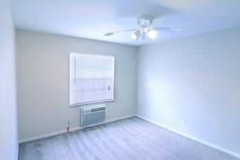 Room with ceiling fan