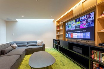 Yard Luxury Apartments & Penthouses