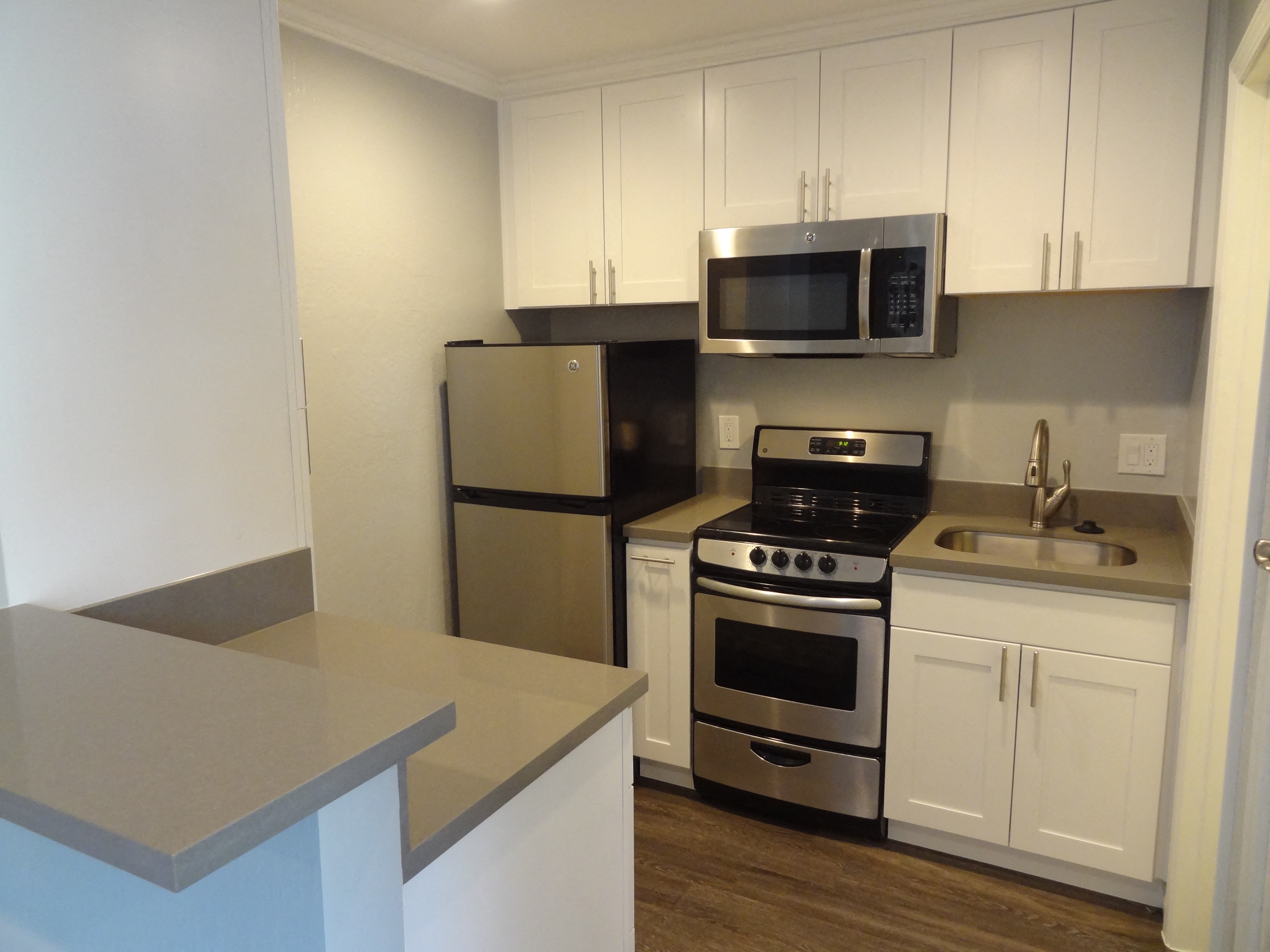 Sleek Stainless Steel Appliances at Los Altos Court, California