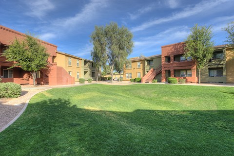 our apartments have a spacious yard and a green lawn