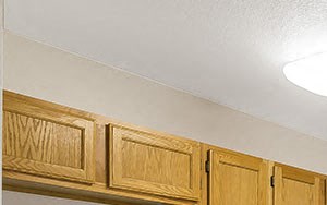 AeroVista a kitchen with a stove refrigerator and sink