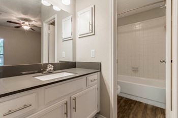Updated bathroom - Photo Gallery 11