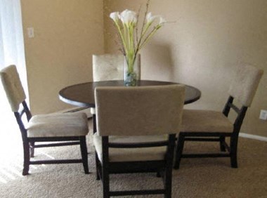 6449 Miller St 1-2 Beds Apartment for Rent